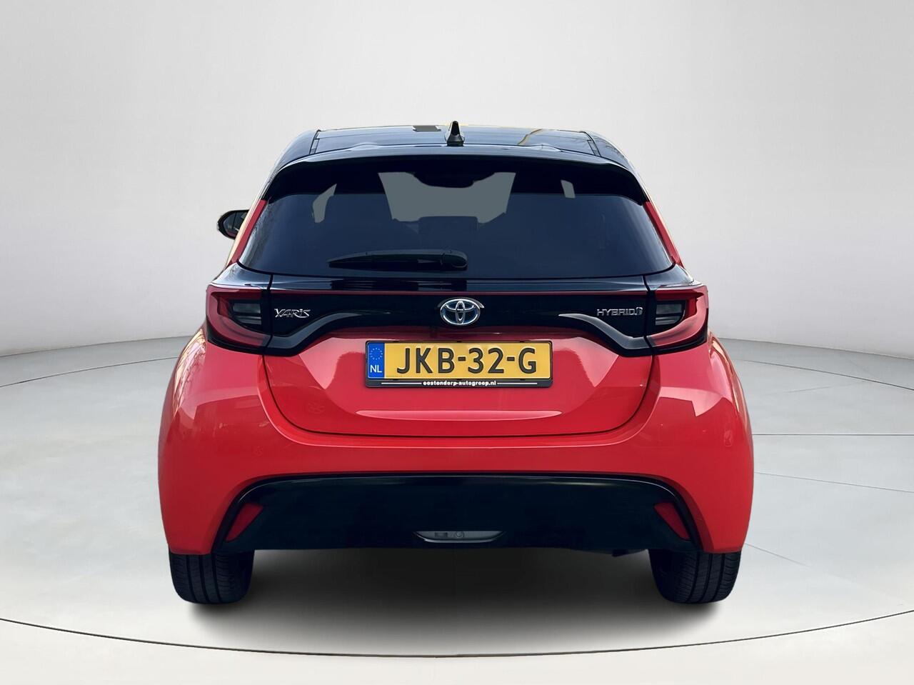 Toyota YARIS 1.5 Hybrid Launch Edition **HEAD UP DISPLAY/ STOELVERWARMING/ JBL AUDIO/ PANORAMA DAK/ 36 MAANDEN GARANTIE**