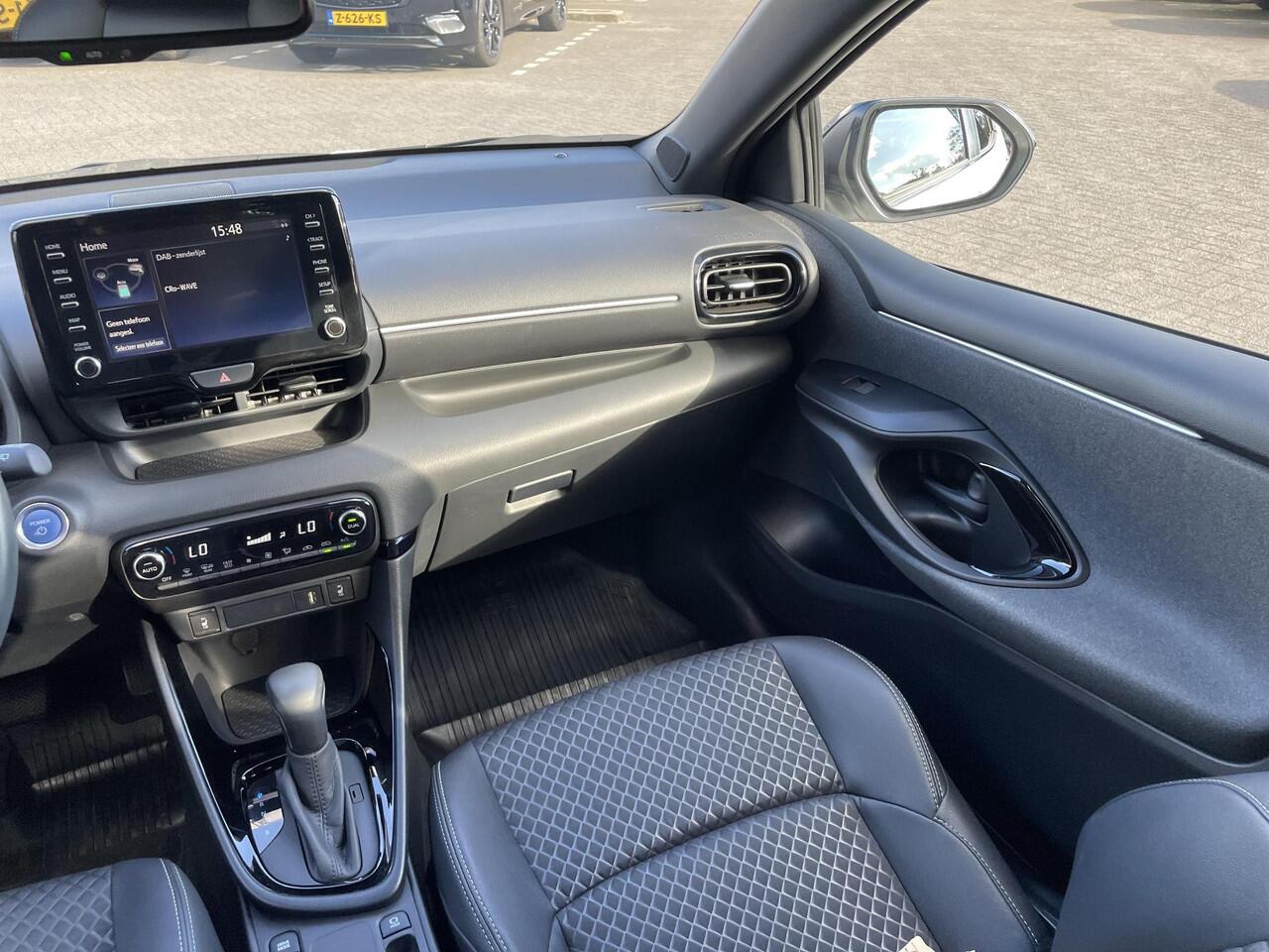 Toyota YARIS 1.5 Hybrid Executive | Apple CarPlay/Android auto | Achteruitrijcamera |