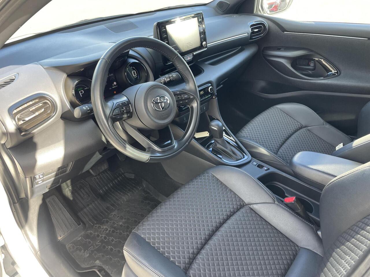 Toyota YARIS 1.5 Hybrid Executive | Apple CarPlay/Android auto | Achteruitrijcamera |