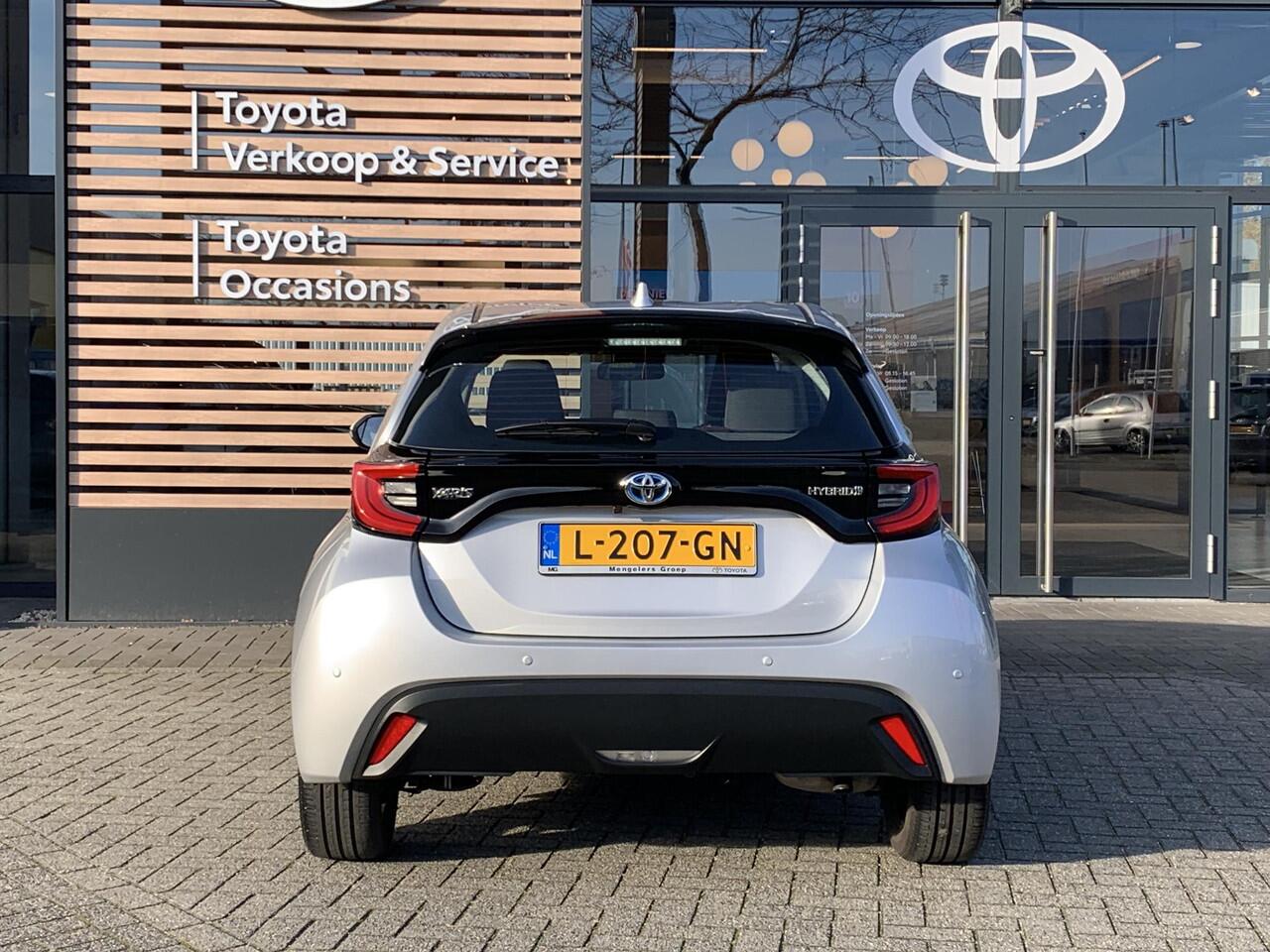 Toyota YARIS 1.5 Hybrid Dynamic