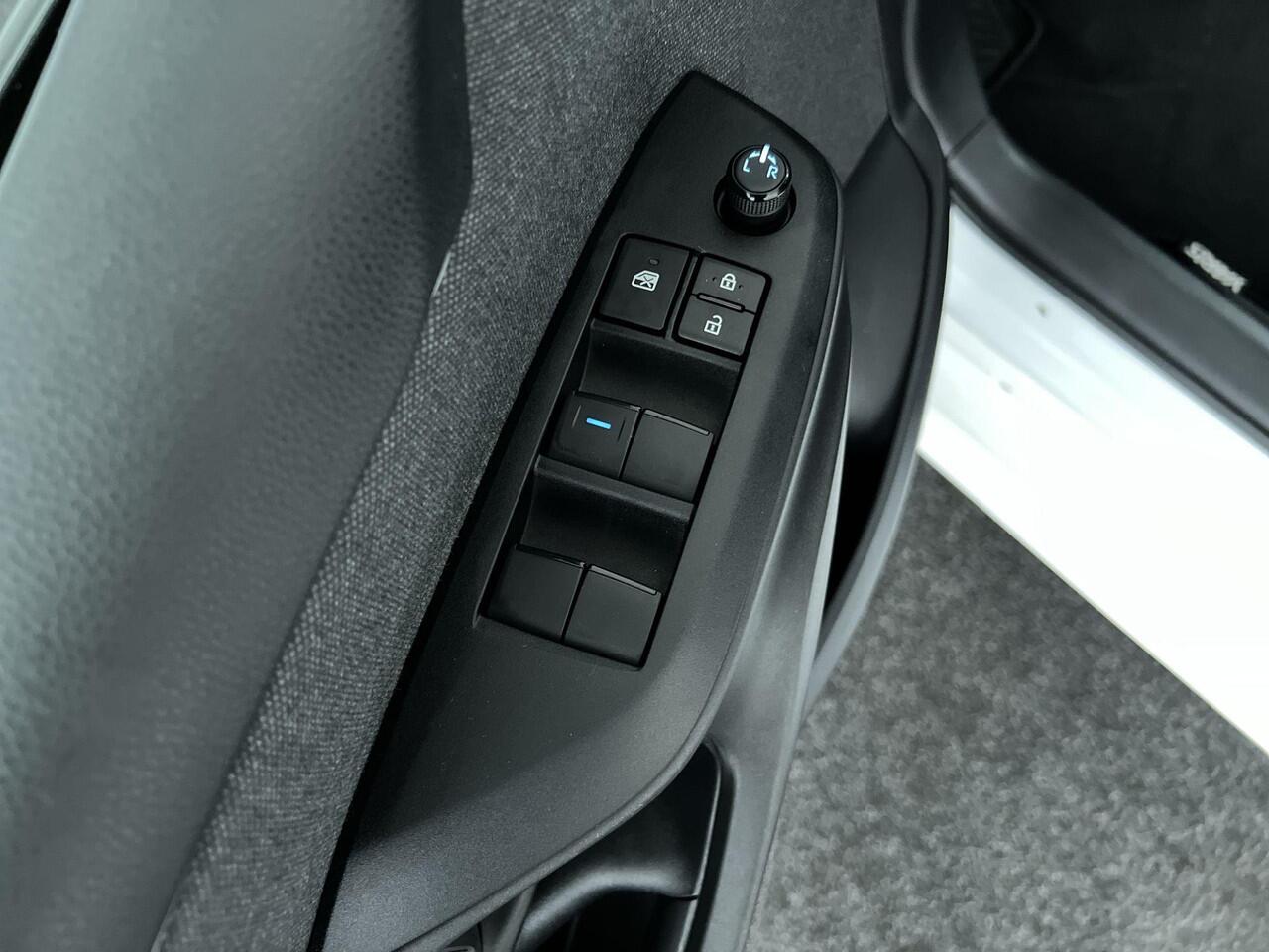 Toyota YARIS 1.5 Hybrid Dynamic Edition | Rijklaar | Automaat |