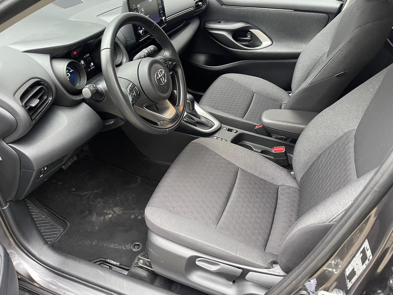 Toyota YARIS 1.5 Hybrid Dynamic NL AUTO | Lichtmetalen velgen | Climate control | Parkeercamera