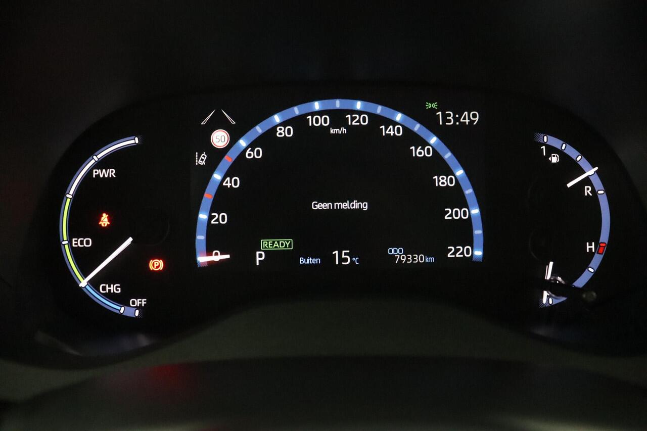 Toyota YARIS Cross 1.5 Hybrid Executive | 360 graden camera | Panoramadak | Stoelverwarming |