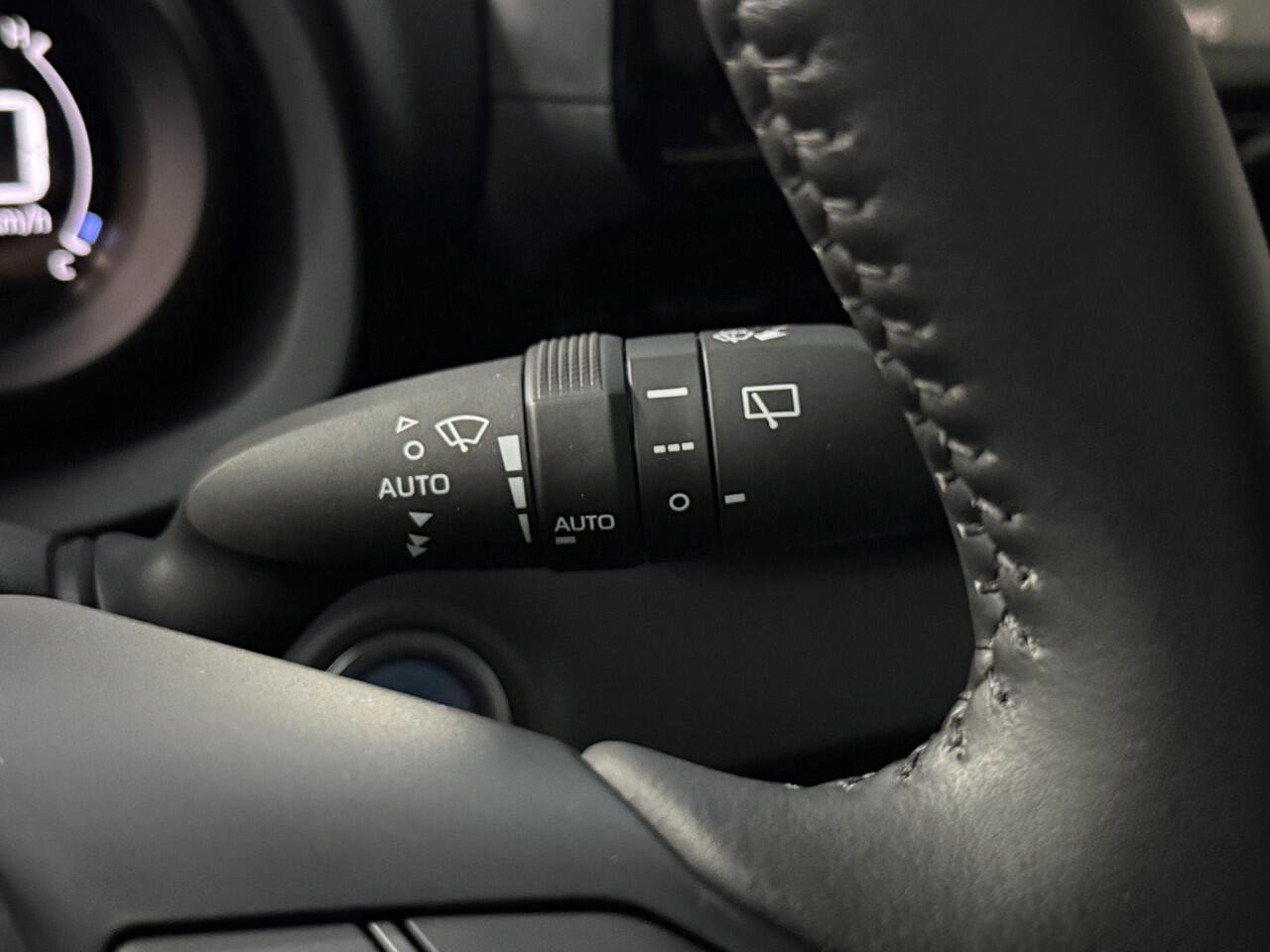 Toyota YARIS 1.5 Hybrid Style