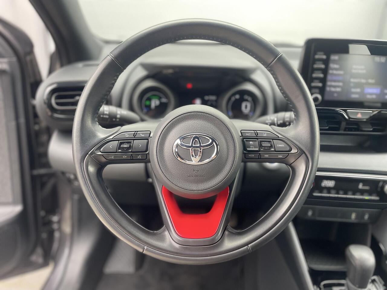 Toyota YARIS 1.5 Hybrid 115 Tokyo | Bi-Tone | Exclusieve oplage| dode hoek detectie, Parkeersensoren, enz