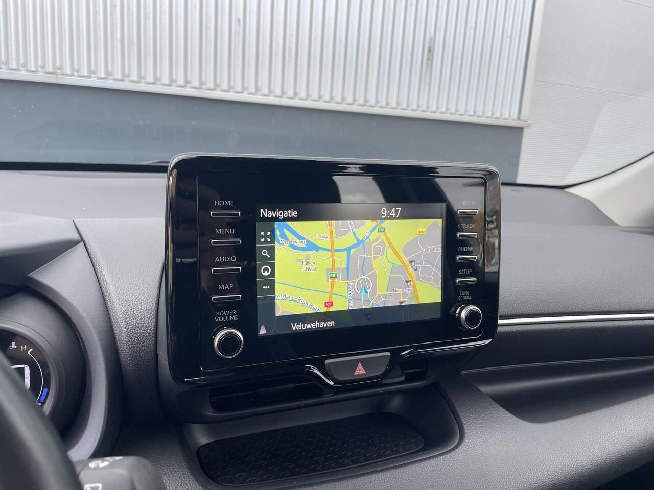 Toyota YARIS 1.5 Hybrid First Edition | Orange Packet | Full Map Navigatie |