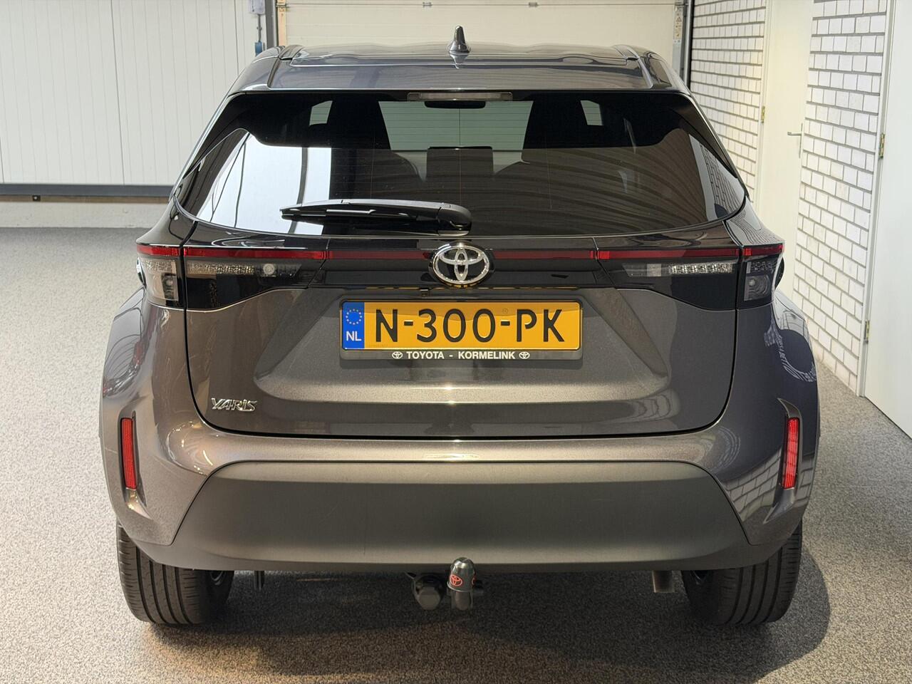 Toyota YARIS Cross 1.5 VVT-I First Edition 1300 kg trekgewicht