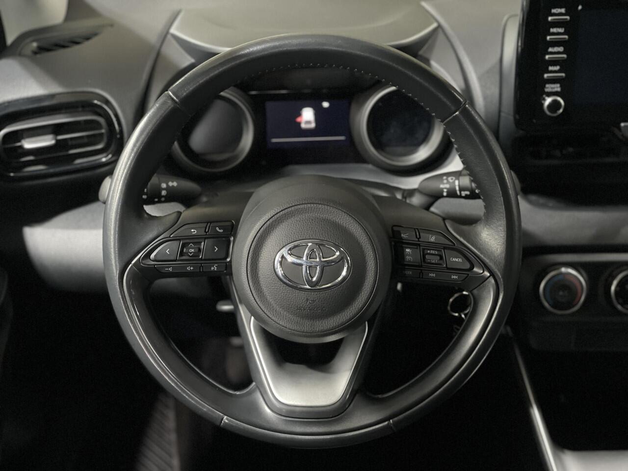 Toyota YARIS 1.5 VVT-i DYNAMIC / LED / CRUISE / CARPLAY /