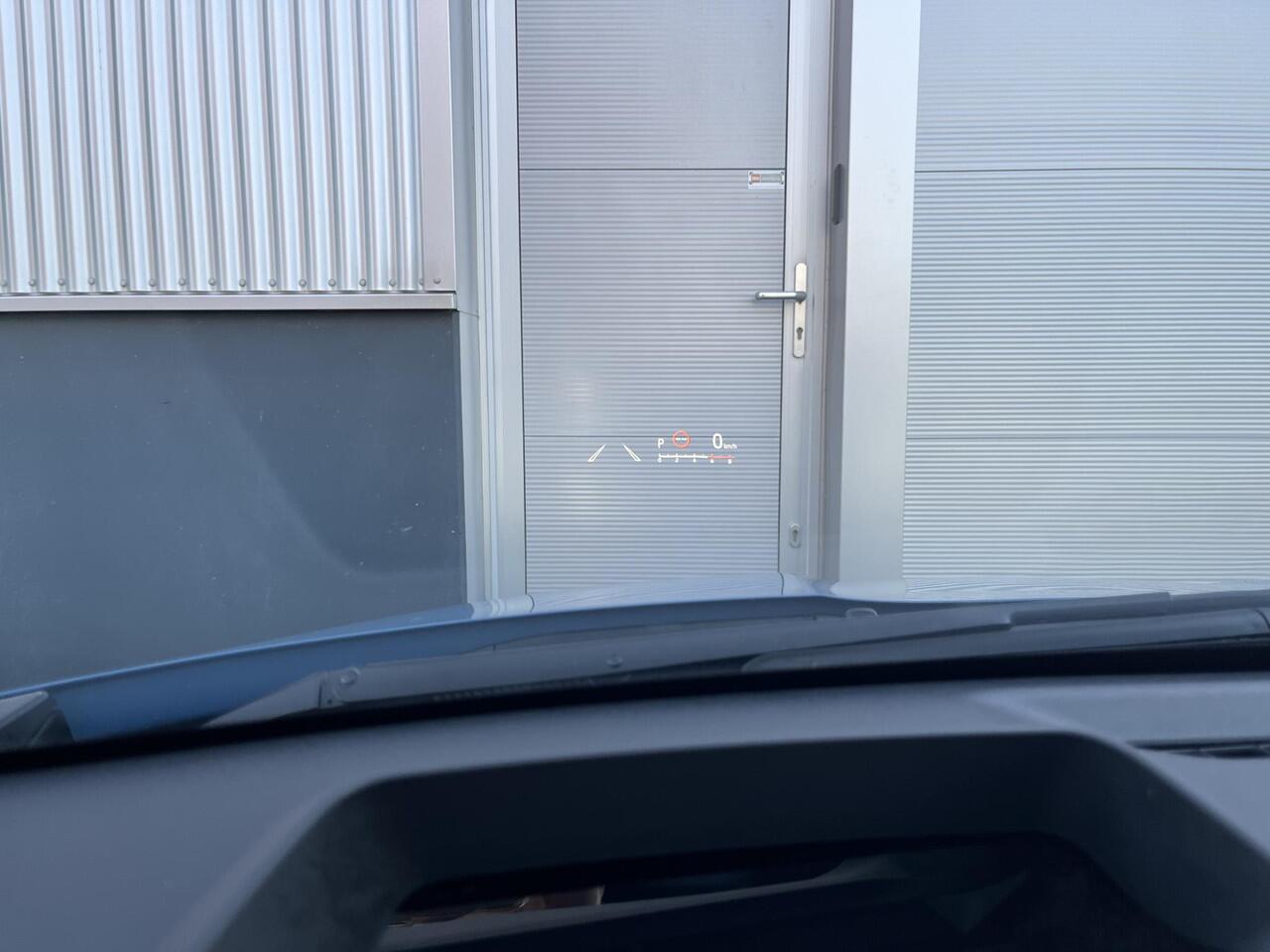 Toyota YARIS 1.5 Hybrid Executive Special | Parkeersensoren rondom | dode hoek Detectie BSM. | HUD display |