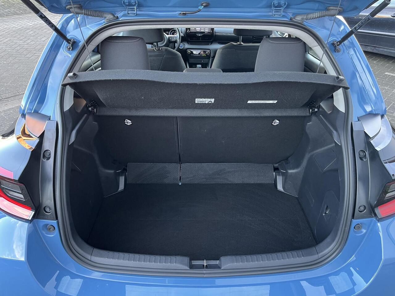 Toyota YARIS 1.5 Hybrid Executive Special | Parkeersensoren rondom | dode hoek Detectie BSM. | HUD display |