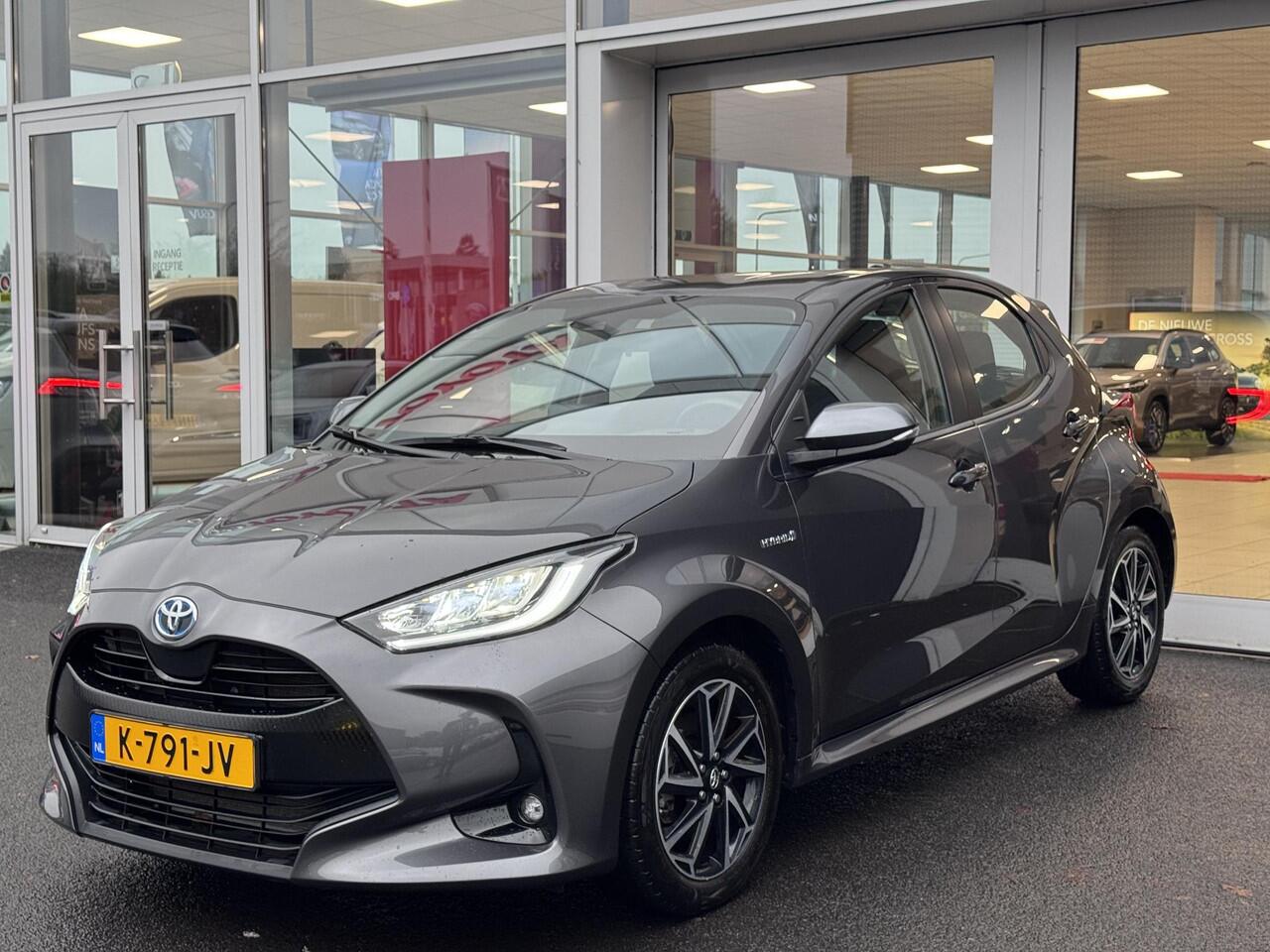 Toyota YARIS 1.5 Hybrid Dynamic NL AUTO | Lichtmetalen velgen | Climate control | Parkeercamera