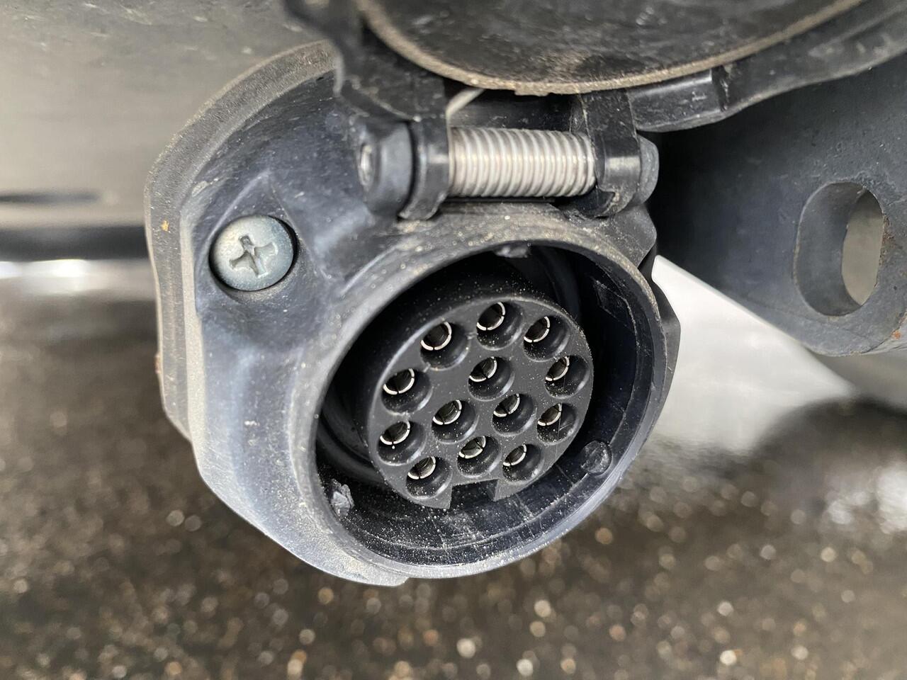 Toyota YARIS 1.5 Hybrid Launch Edition Navigatie APple CarPlay/Android Auto, achteruitrij camera, dodehoek detectie, HUD, keyless, parkeersensoren