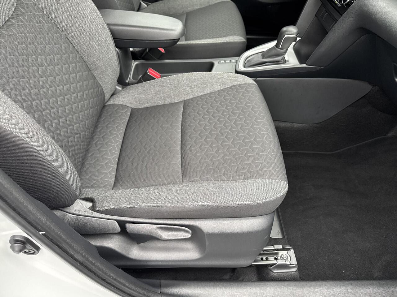 Toyota YARIS Cross 1.5 Hybrid First Edition | Navigatie | Apple CarPlay/Android auto | Achteruitrijcamera