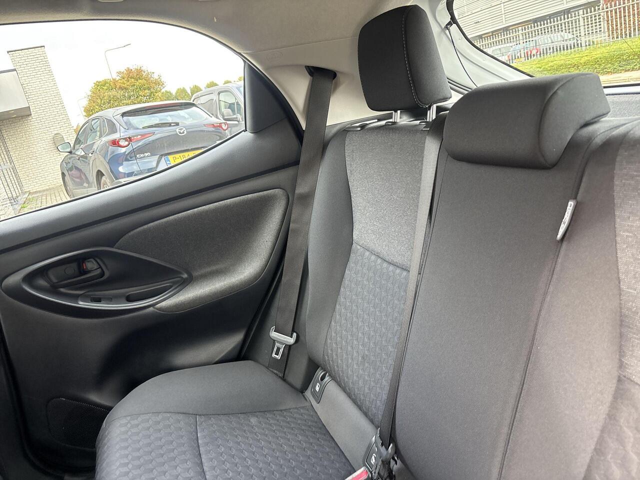 Toyota YARIS 1.5 Hybrid Dynamic Edition | Rijklaar |