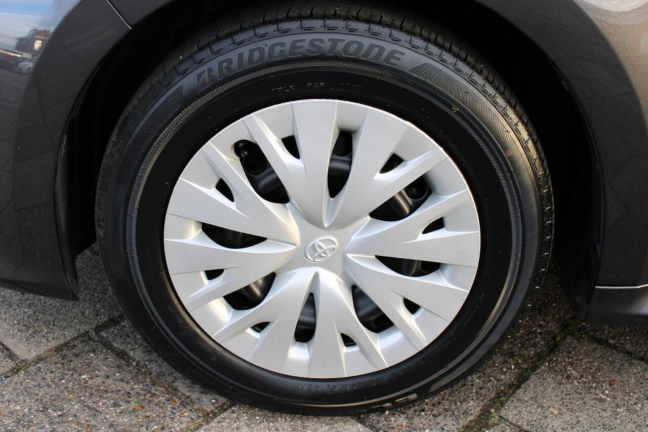 Toyota YARIS 1.5 Hybrid Active