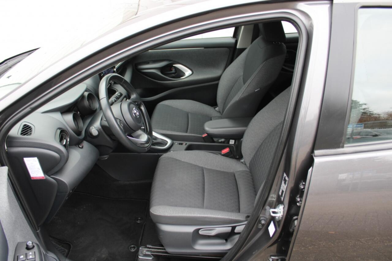 Toyota YARIS 1.5 Hybride Dynamic Plus