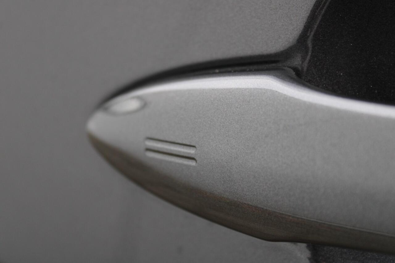 Toyota YARIS 1.5 Hybride Dynamic Plus