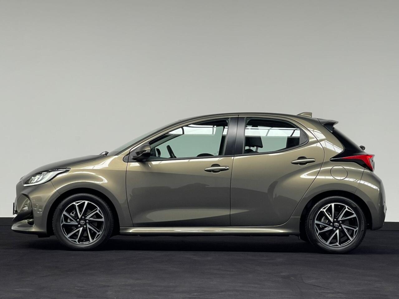 Toyota YARIS 1.5 Hyb. Dynamic |CAMERA|CC|ACC