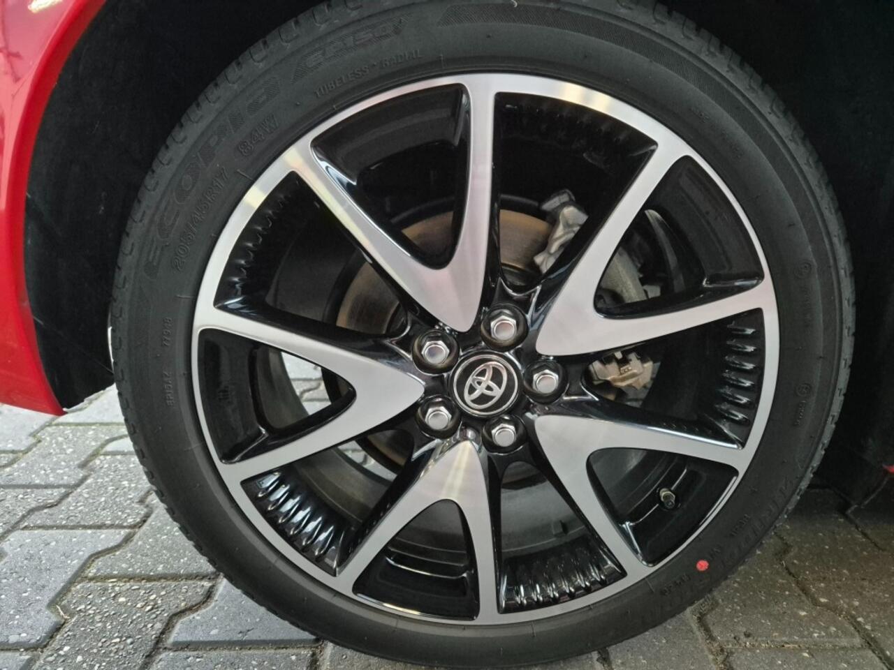 Toyota YARIS 1.5 HYB. LAUNCH EDITION, APPLE CARPLAY/ANDROID AUTO, CAMERA, ALL IN PRIJS.