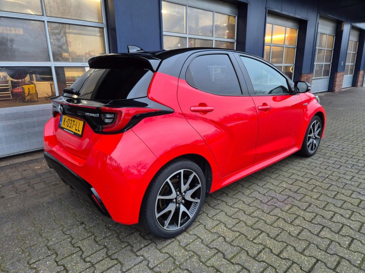 Toyota YARIS 1.5 HYB. LAUNCH EDITION, APPLE CARPLAY/ANDROID AUTO, CAMERA, ALL IN PRIJS.