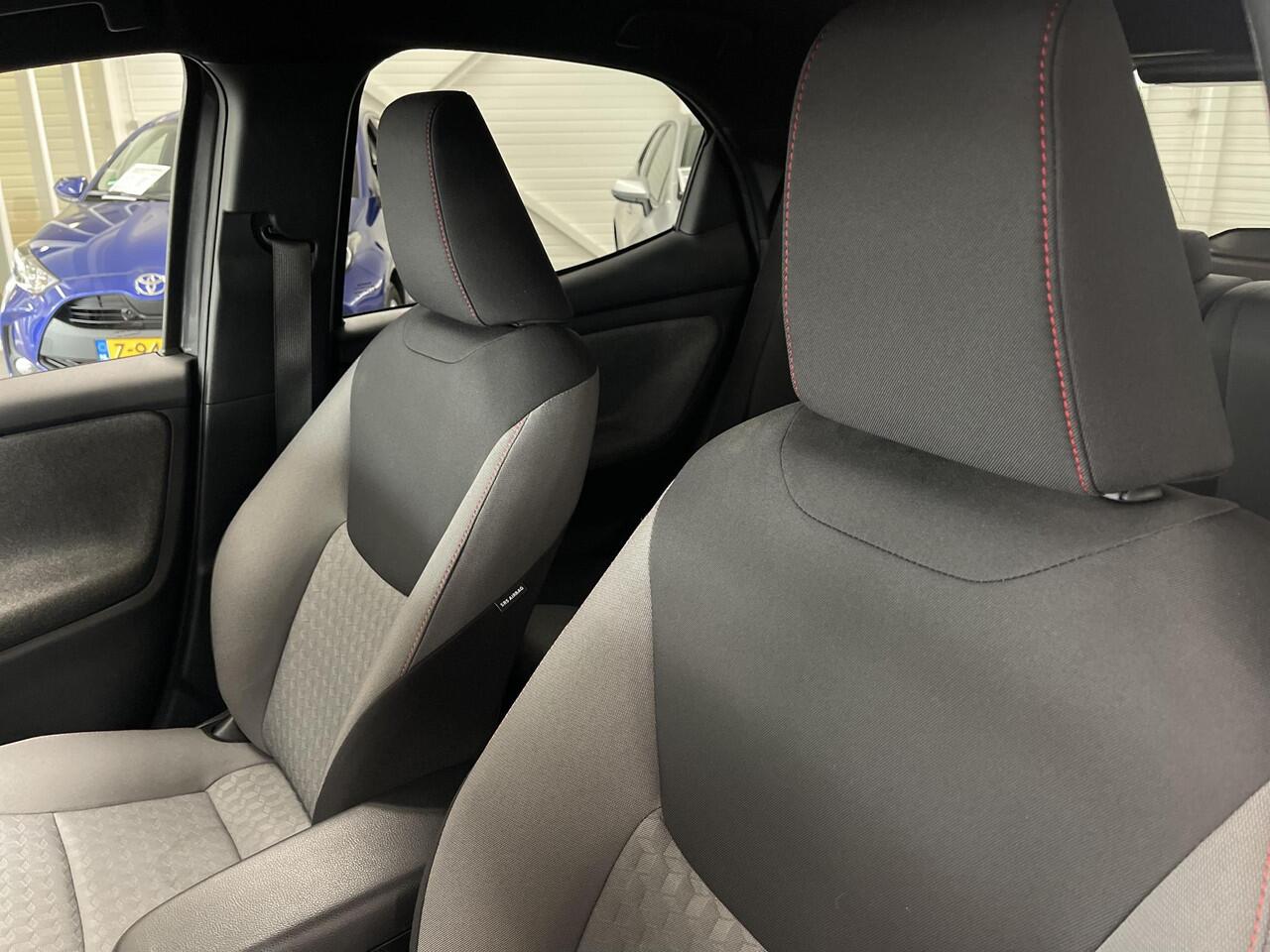 Toyota YARIS 1.5 Hybrid Tokyo Spirit Bi-tone