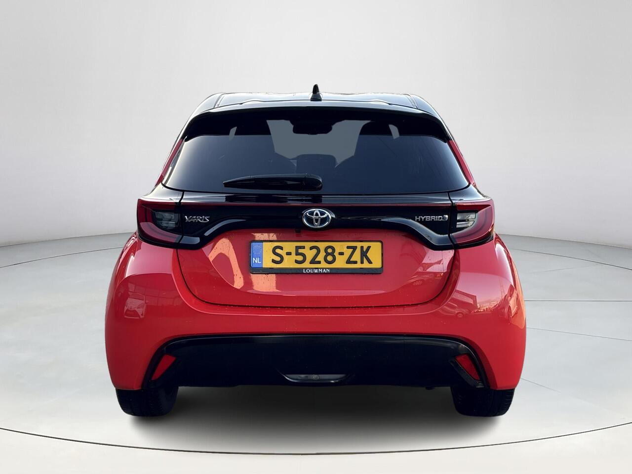 Toyota YARIS 1.5 Hybrid Executive **STOEL EN STUURWIELVERWARMING/ HEAD UP DISPLAY/ KEYLESS**