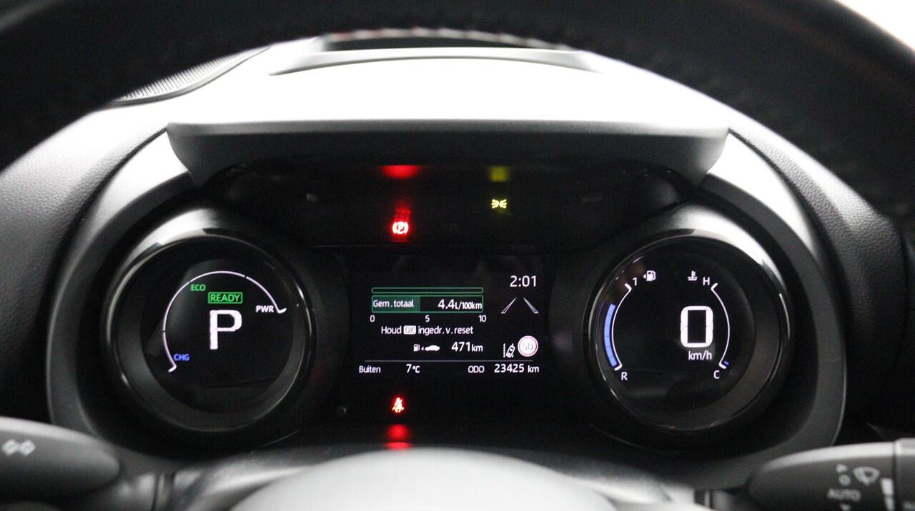 Toyota YARIS 1.5 Hybrid Launch Edition | Heads-Up Display | Parkeersensoren | Navigatie | JBL |