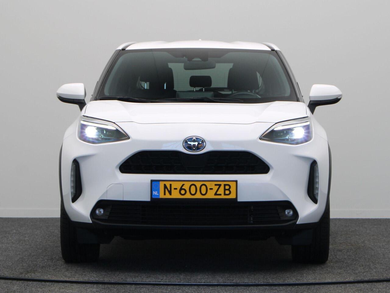 Toyota YARIS Cross 1.5 Hybrid First Edition | Apple carplay & Android Auto | Trekhaak | Achteruitrijcamera | Led Koplampen |