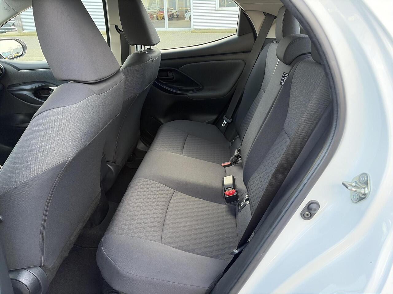 Toyota YARIS 1.5 Hybrid Dynamic