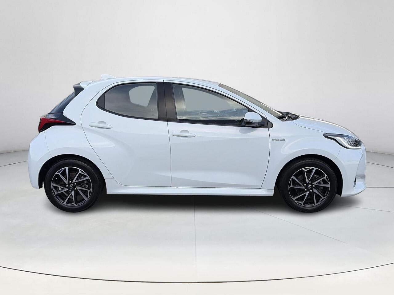 Toyota YARIS 1.5 Hybrid Dynamic