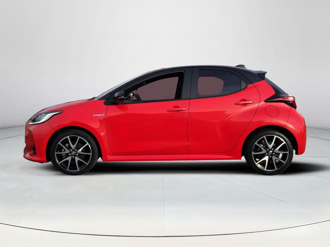 Toyota YARIS 1.5 Hybrid Executive | Panorama | Head Up | Apple CarPlay | Rijklaar incl. garantie |