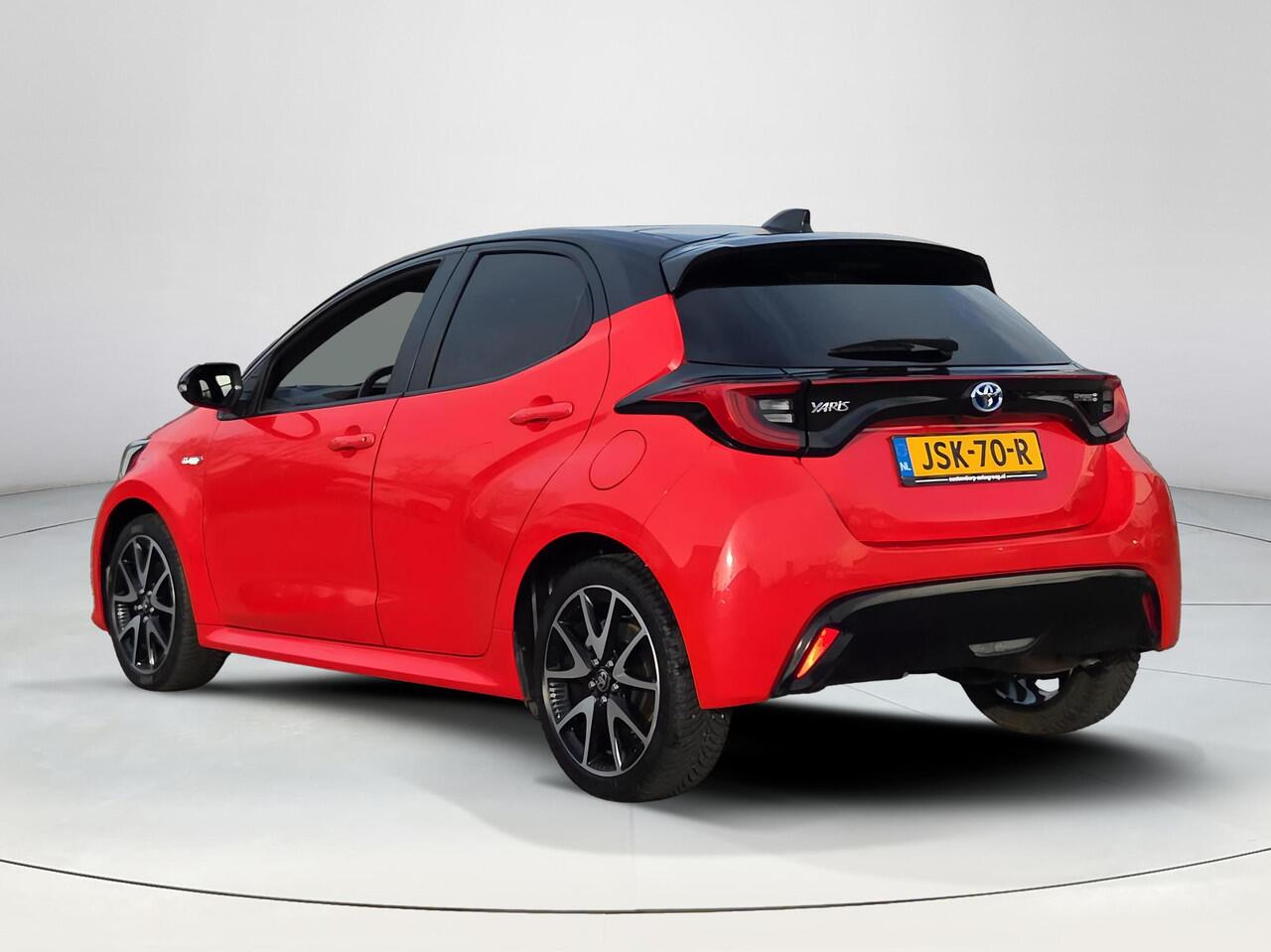 Toyota YARIS 1.5 Hybrid Executive | Panorama | Head Up | Apple CarPlay | Rijklaar incl. garantie |