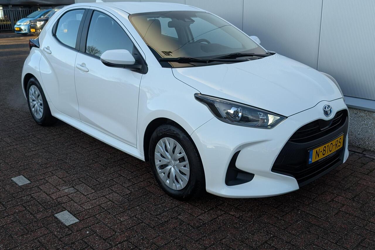 Toyota YARIS 1.5 Hybrid Active Achteruitrijcamera, Navigatie met Android Auto & Apple Carplay, Adaptive Cruise Control