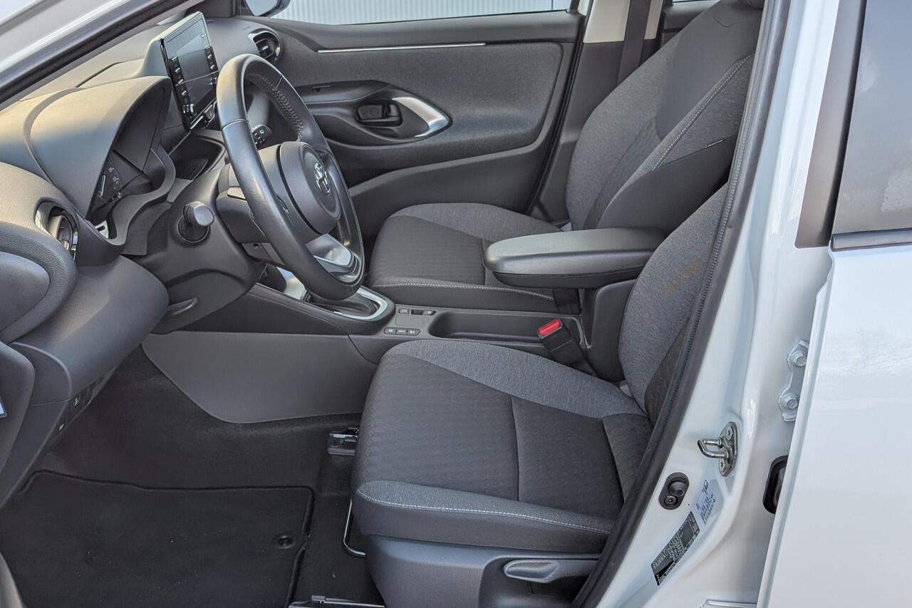 Toyota YARIS 1.5 Hybrid Active Achteruitrijcamera, Navigatie met Android Auto & Apple Carplay, Adaptive Cruise Control