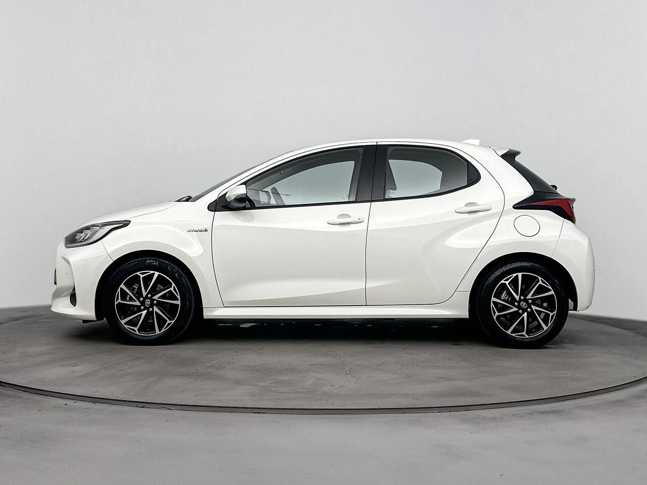 Toyota YARIS 1.5 Hybrid Dynamic airco automatisch |Apple Carplay/Android Auto |Cruise control adaptief |LED koplampen | lichtmetalen velgen 16" |