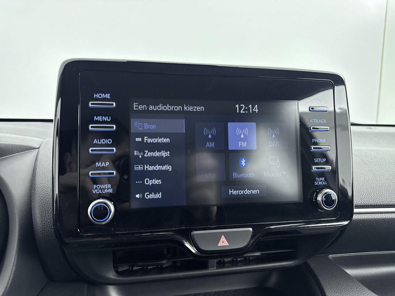 Toyota YARIS 1.5 Hybrid Dynamic airco automatisch |Apple Carplay/Android Auto |Cruise control adaptief |LED koplampen | lichtmetalen velgen 16" |