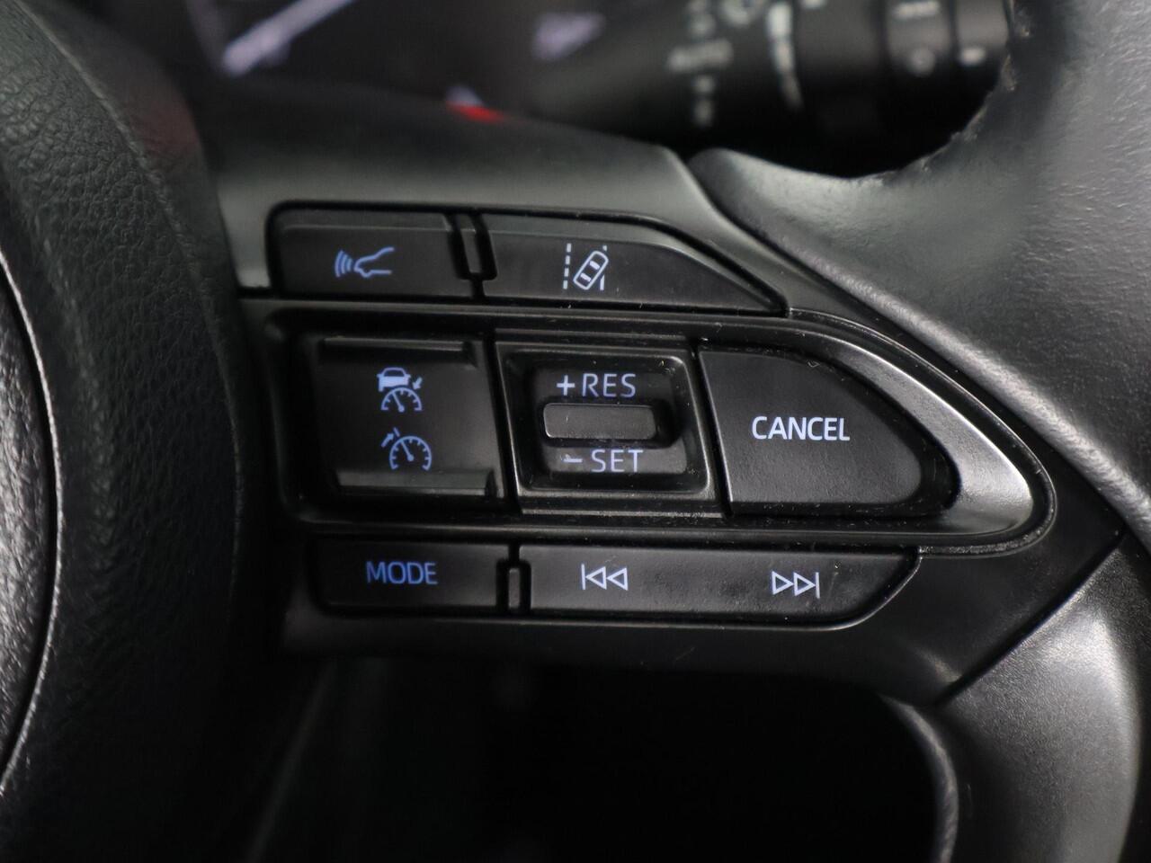 Toyota YARIS 1.5 Hybrid Dynamic Sport | Apple Carplay & AndroidAUTO | Camera | Adaptieve Cruise Control |