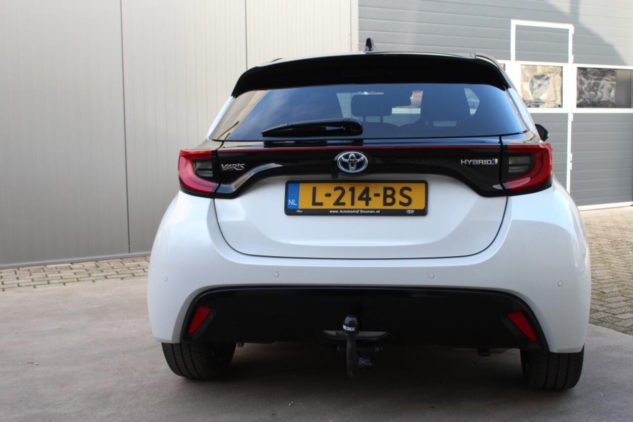 Toyota YARIS 1.5 Hybrid Style+ / Bi-Tone / afn. Trekhaak / PDC / BSM