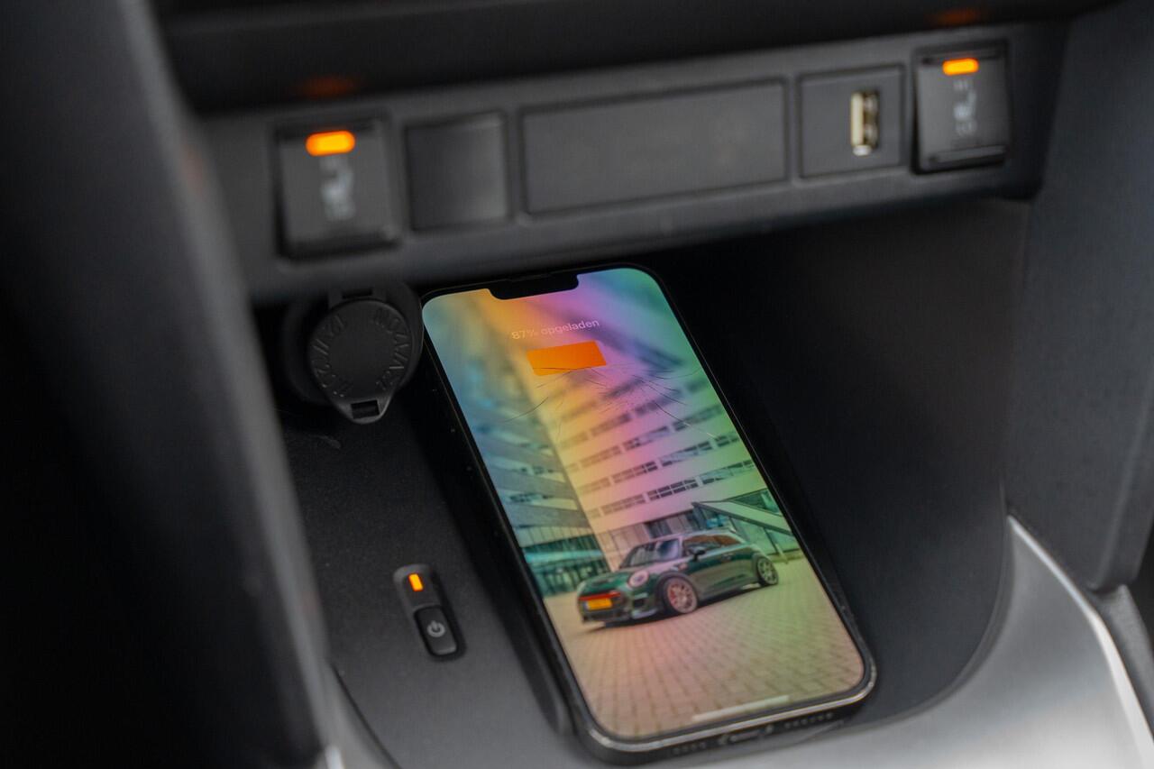 Toyota YARIS Cross 1.5 Hybrid Dynamic ADAPTIVE | CAMERA | CARPLAY | STUURVERW| NIEUWSTAAT