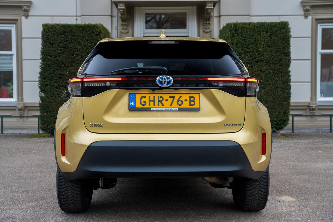 Toyota YARIS Cross 1.5 Hybrid Dynamic ADAPTIVE | CAMERA | CARPLAY | STUURVERW| NIEUWSTAAT