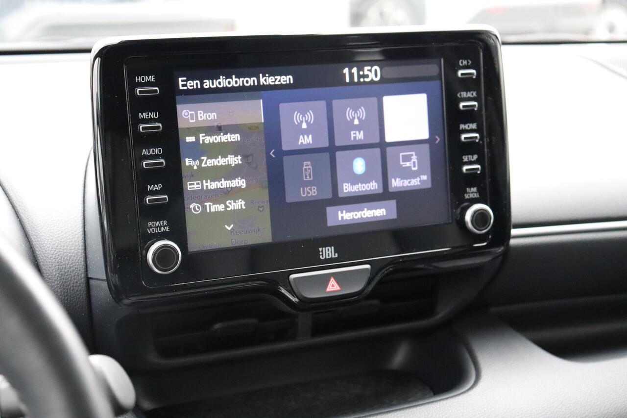 Toyota YARIS 1.5 Hybrid Executive, JBL, Panodak, Apple Carplay / Android auto, Parkeersensoren, Adaptieve cruise control, BSM.