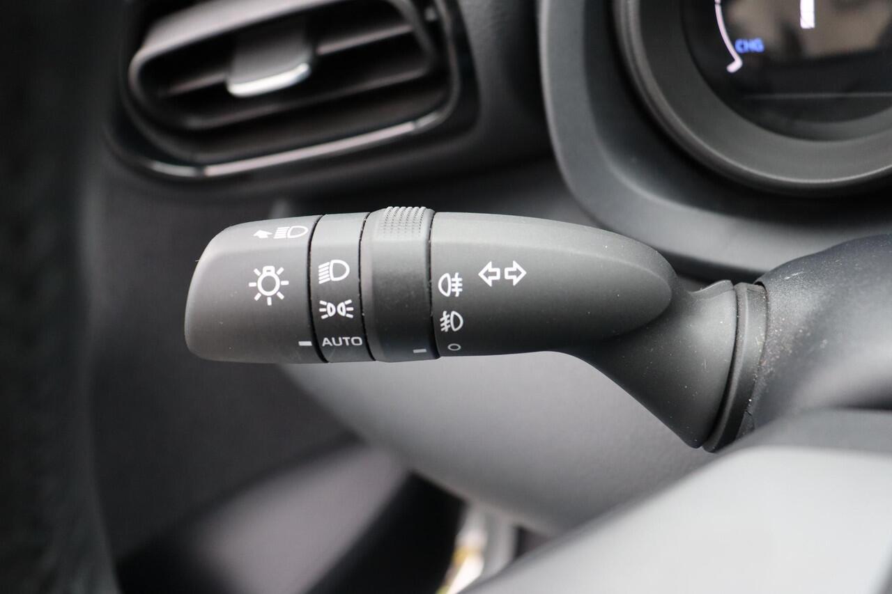 Toyota YARIS 1.5 Hybrid Dynamic Limited