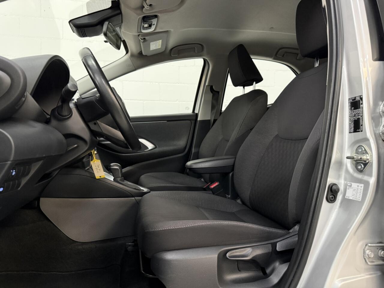 Toyota YARIS 1.5 Hyb. Active *Camera*Cruise*Lage Km*