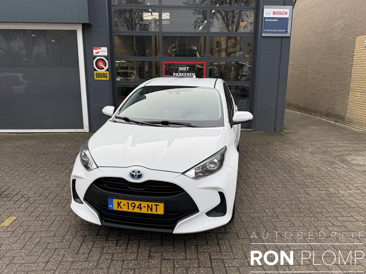 Toyota YARIS 1.5 Hybrid Active / Airco clima/ Apple carplay/ Camera/ Cruise/