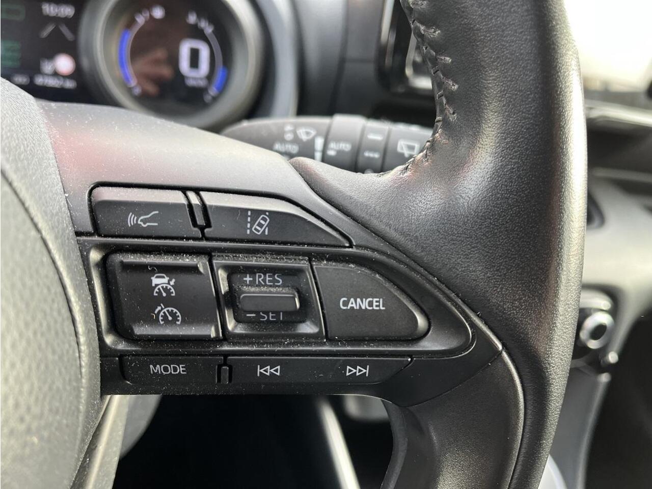 Toyota YARIS 1.5 Hybrid Dynamic | Rijklaar, LED koplampen | Camera | Mistlampen voor