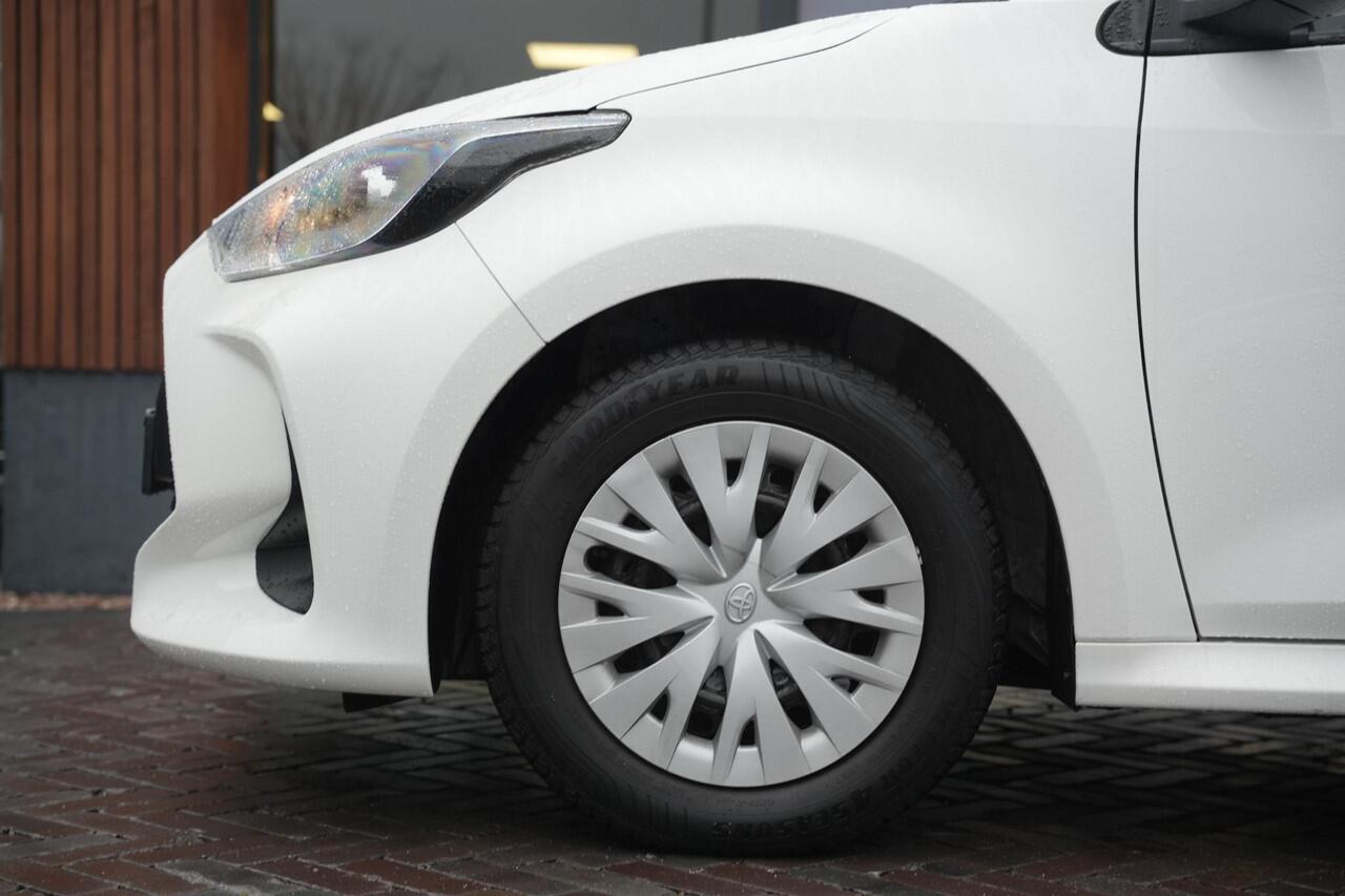 Toyota YARIS 1.5 Hybrid Comfort Navi camera, stoelverwarming assistent