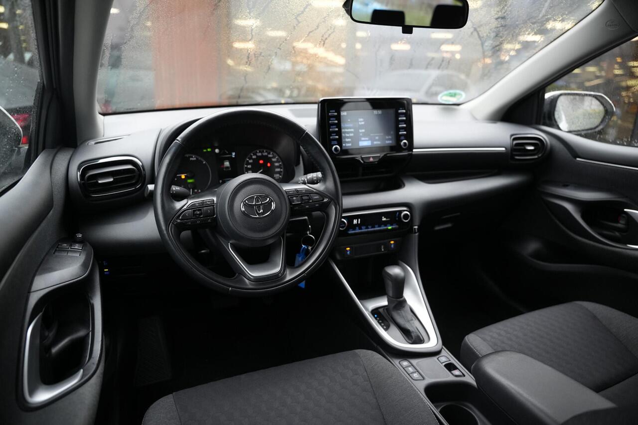 Toyota YARIS 1.5 Hybrid Comfort Navi camera, stoelverwarming assistent
