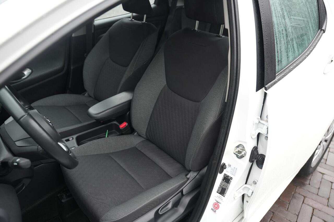 Toyota YARIS 1.5 Hybrid Comfort Navi camera, stoelverwarming assistent