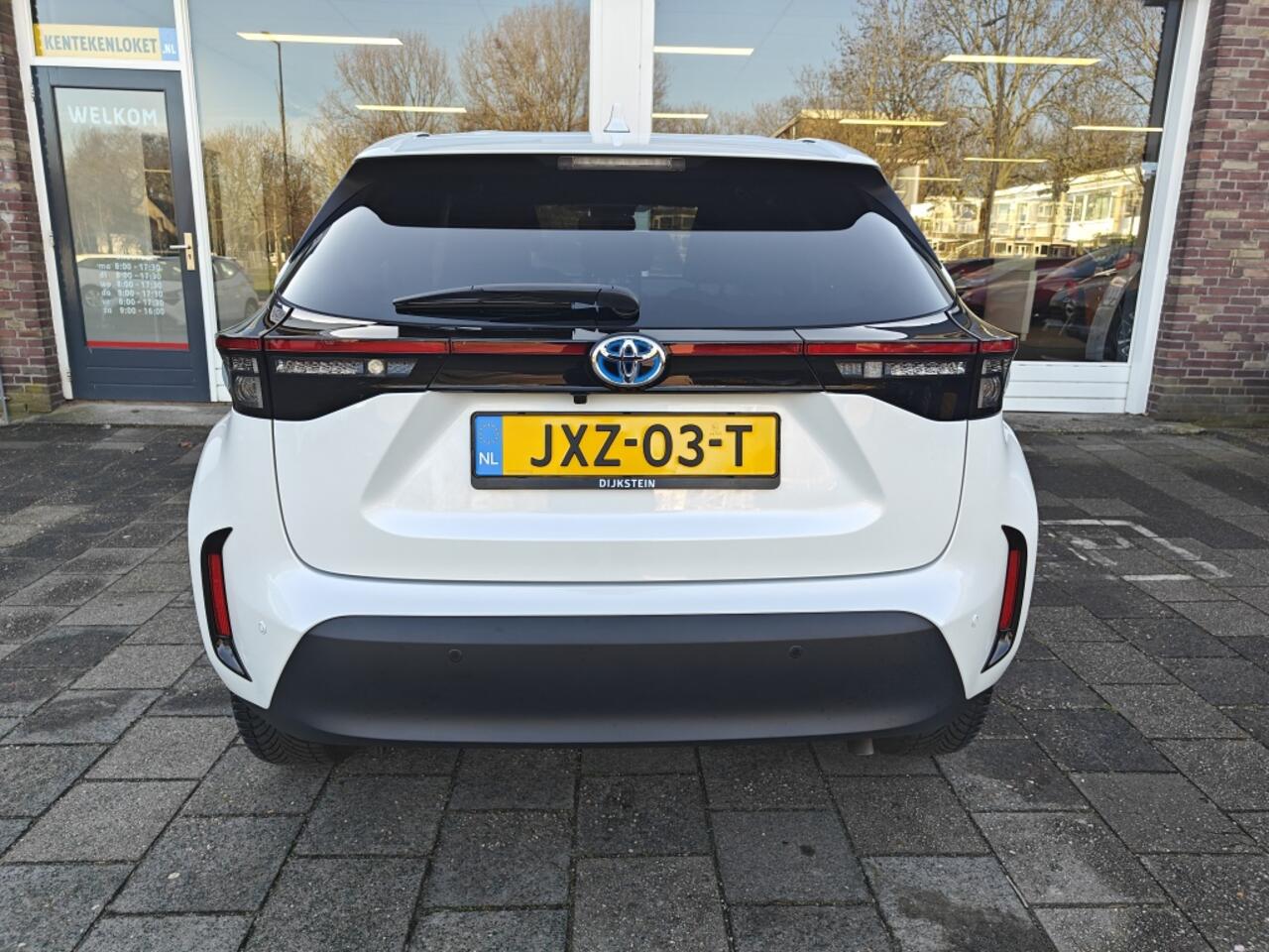 Toyota YARIS Cross Hybrid 2WD Team D