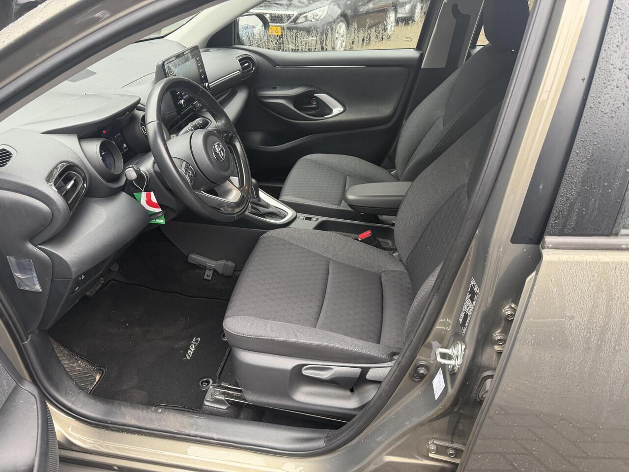 Toyota YARIS 1.5 Hybrid Dynamic | Trekhaak | 1e eigenaar | NAP |